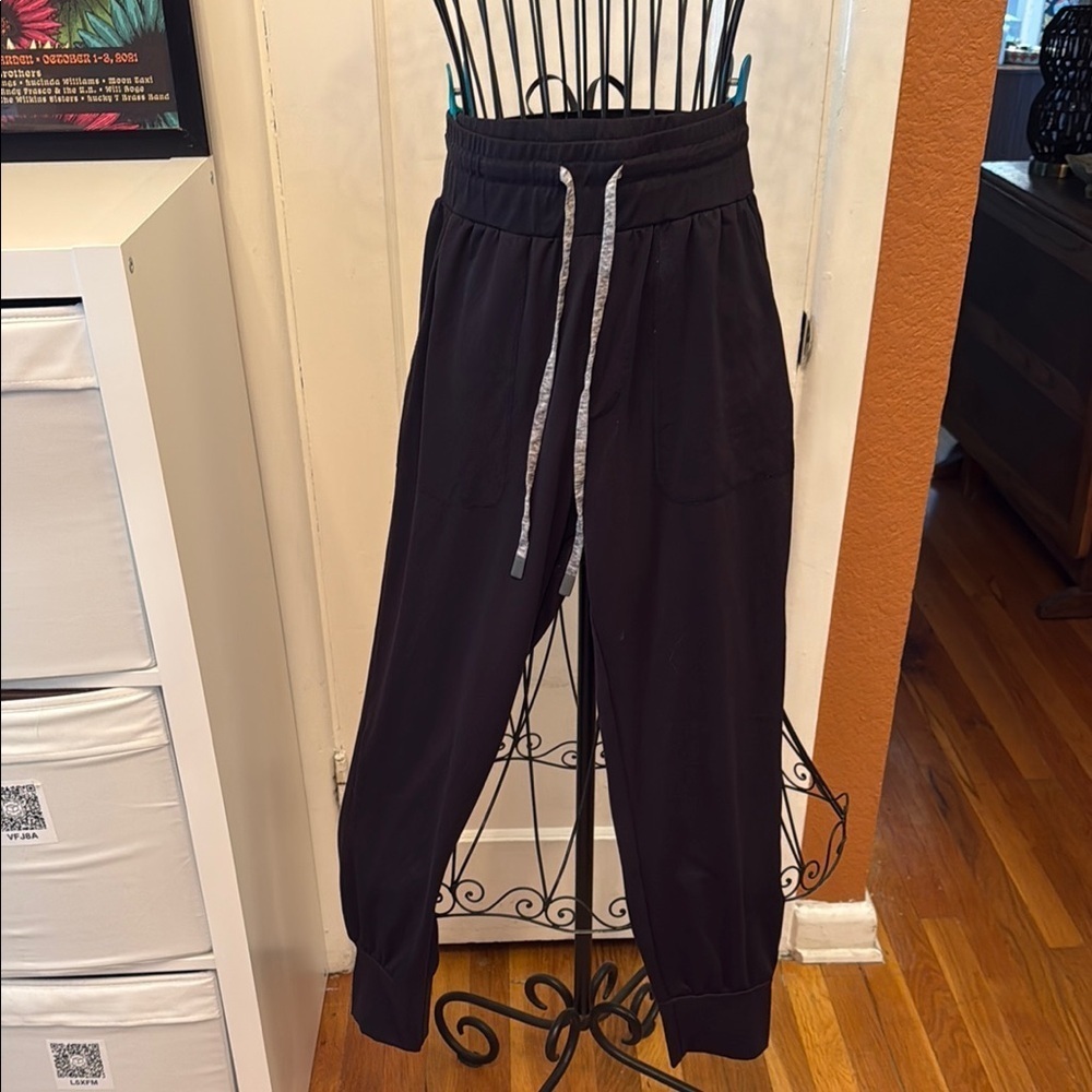 Varley Parkhurst Joggers-Size M